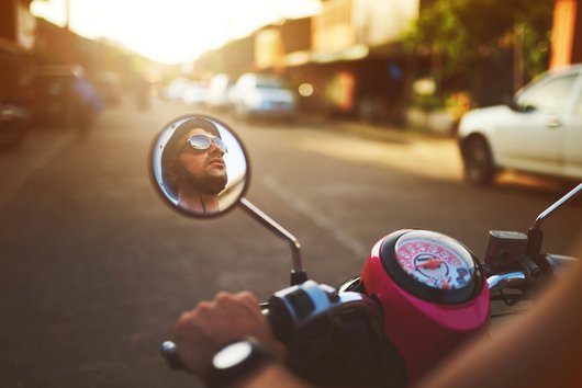 During your practical training you will gain your first driving experience with the scooter.