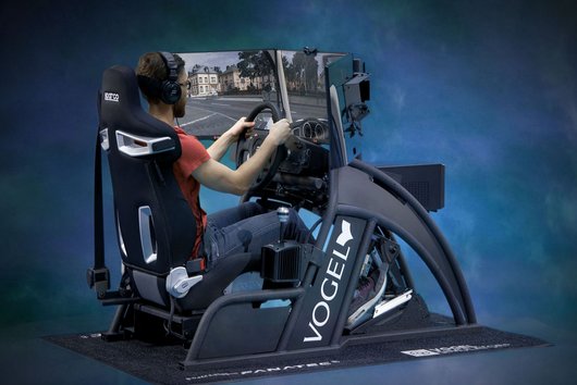 Person drives in driving simulator